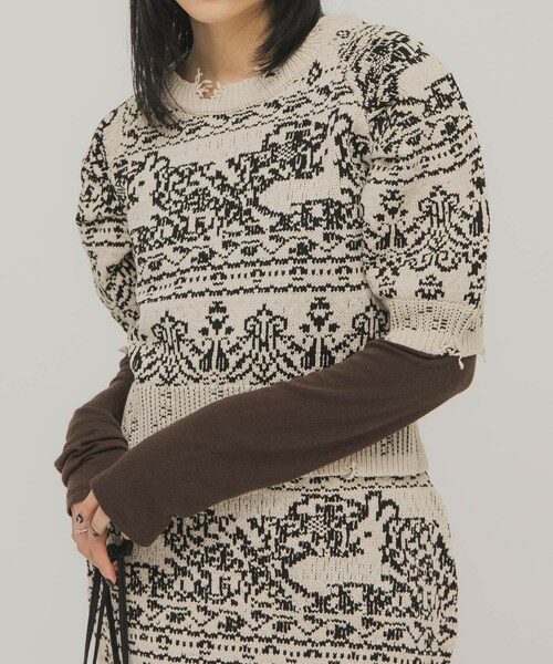 KBF（ケイビーエフ）の「ジャガードハーフスリーブニット（ニット/セーター・レディース・BEIGE/NAVY・One）」の4枚目の写真