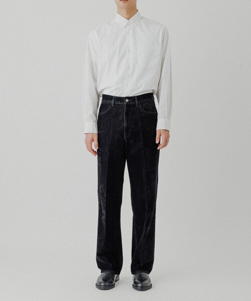 ADAM ET ROPE'（アダムエロペ）の「【ISKO】フロッキーデニム ストレートスラックス / ADAM ET ROPE' JEANS -IMAG-（デニムパンツ・メンズ・ブラック系/ダークブラウン系・L/M）」の12枚目の写真