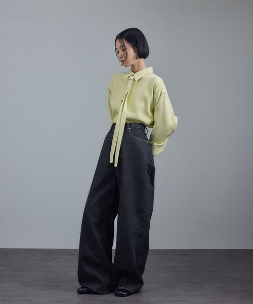 ADAM ET ROPE'（アダムエロペ）の「【KURO（クロ）】STRUCTURE デニム（デニムパンツ・レディース・ネイビー系・26/27/28/29）」の17枚目の写真