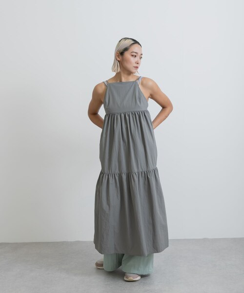 THE GOODLAND MARKET(ザグッドランドマーケット)の「『別注』MIDIUMISOLID×TGM RE-Volume camisole one-piece(ワンピース・レディース・GRAY/GREIGE/BLACK・one)」の22枚目の写真