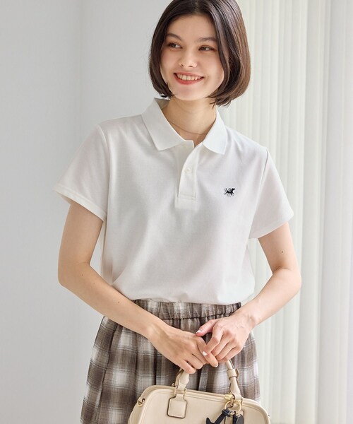 ROPE' PICNIC(ロペピクニック)の「ワンポイント刺繍ポロシャツ(ポロシャツ・レディース・オフホワイト/ネイビー/ピンク/クリーム・M/S)」の4枚目の写真