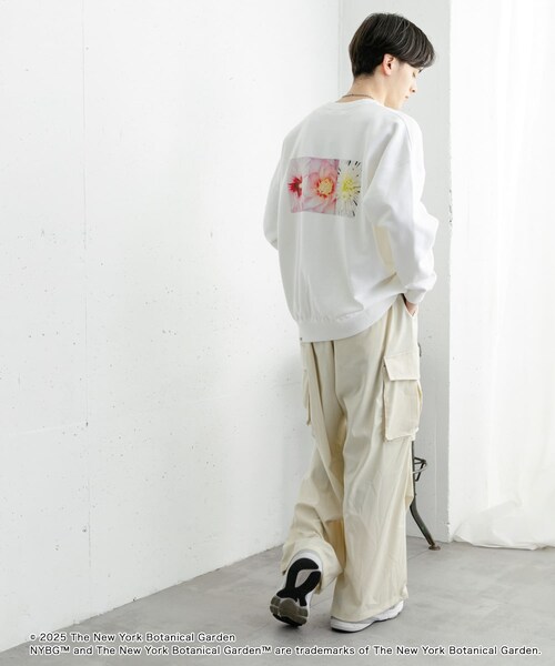 SENSE OF PLACE by URBAN RESEARCH(センスオブプレイスバイアーバンリサーチ)の「NYBG クルーネックルーズスウェットA(スウェット・メンズ・GREEN/WHITE/BLACK・M/L)」の10枚目の写真