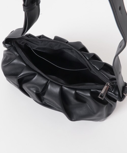 THE GOODLAND MARKET（ザグッドランドマーケット）の「ALICE MARTHA　ERIN（ショルダーバッグ・レディース・0 BLACK/71 SILVER/A OLIVE/A BRICK・FREE）」の10枚目の写真