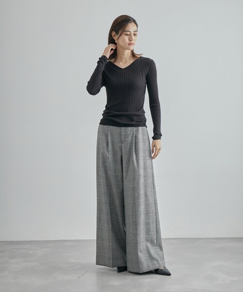 ROPE'(ロペ)の「【限定店舗・J'aDoRe限定】エレガンス キュアフィーロ Vネックリブプルオーバー(Tシャツ/カットソー・レディース・ネイビー/オフホワイト・F)」の20枚目の写真