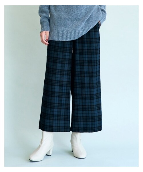 nissen（ニッセン）の「大きいサイズ （吸湿発熱）ウエストリブパンツ（パンツ・レディース・ブラック/チャコールグレー/ヘリンボーン/ブルー系チェック・L/LL/3L/4L/5L/6L/8L/10L）」の7枚目の写真