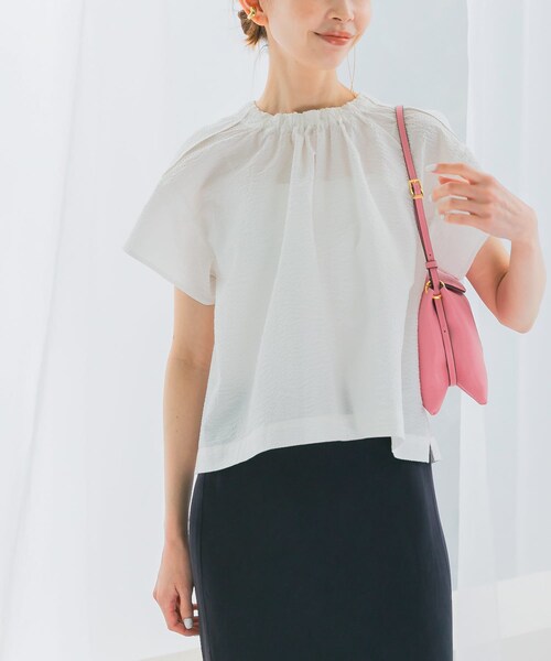 URBAN RESEARCH ROSSO（アーバンリサーチロッソ）の「シアサッカーショートギャザーブラウス（シャツ/ブラウス・レディース・WHITE/GREEN/BLACK・FREE）」の4枚目の写真