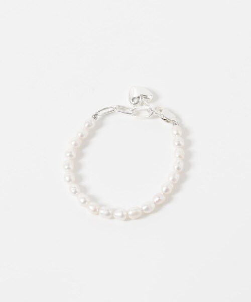 URBAN RESEARCH ROSSO（アーバンリサーチロッソ）の「in mood　PEARL MELT HEART BRACELET（ブレスレット・レディース・SV・Free）」の3枚目の写真