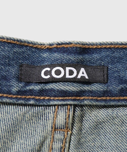 ADAM ET ROPE'(アダムエロペ)の「【CODA/コーダ】FADED DIRTY INDIGO WASHED BREAK CUT FLARED JEANS(デニムパンツ・メンズ・ブルー系・0/1/2)」の12枚目の写真