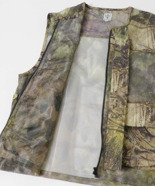 URBAN RESEARCH(アーバンリサーチ)の「South2 West8 Armor Vest(ベスト・メンズ・Native S&T/Camo・M)」の9枚目の写真