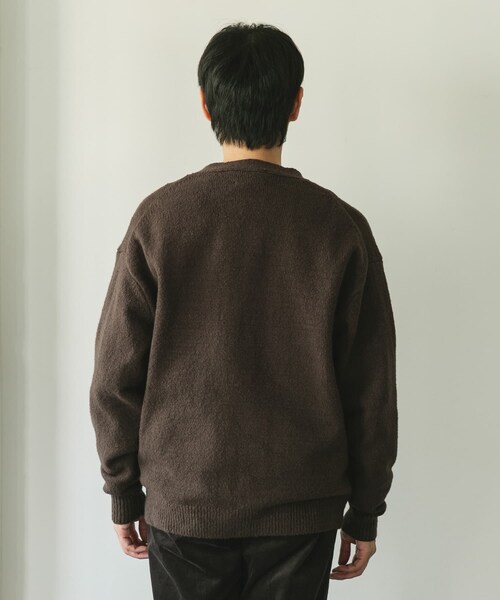 URBAN RESEARCH DOORS（アーバンリサーチドアーズ）の「AIR FIT Vネックカーディガン（カーディガン/ボレロ・メンズ・GREEN/BROWN/BLACK・M/L）」の15枚目の写真