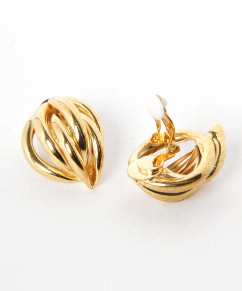 URBAN RESEARCH DOORS（アーバンリサーチドアーズ）の「リーフイヤリング（イヤリング・レディース・GOLD・One）」の4枚目の写真