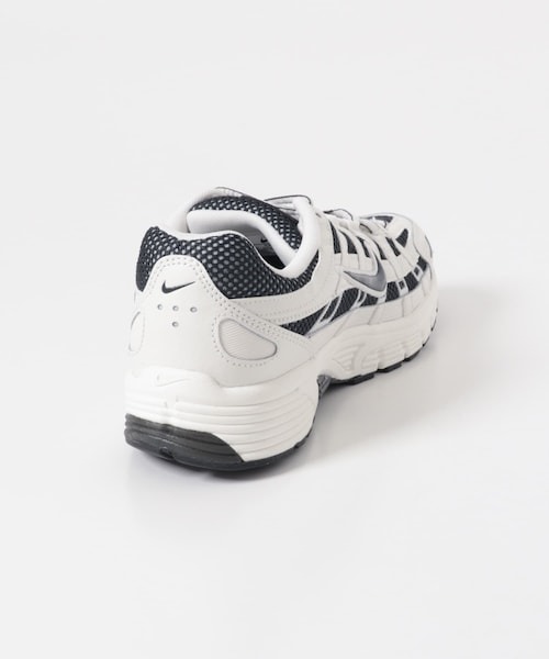 URBAN RESEARCH ROSSO（アーバンリサーチロッソ）の「NIKE　P-6000（スニーカー・レディース・SAIL/OFF・24/24.5/25）」の5枚目の写真