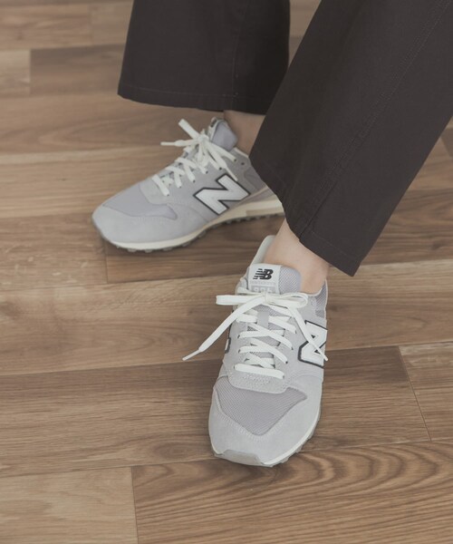 URBAN RESEARCH DOORS（アーバンリサーチドアーズ）の「NEW BALANCE　WL996（スニーカー・レディース・LIGHT GRAY・23.5/24/24.5）」の3枚目の写真