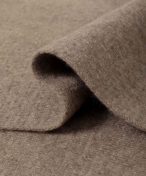 URBAN RESEARCH(アーバンリサーチ)の「Nomat CASHMERE Short Stole(ストール/ショール・レディース・BeigeBrown・2)」の4枚目の写真