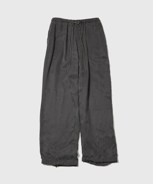 ADAM ET ROPE'（アダムエロペ）の「キュプラビスコース ワイドイージーパンツ  / セットアップ対応（その他パンツ・メンズ・ブラック系/スミクロ/キャメル系/カーキ・L/M）」の10枚目の写真