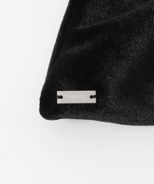 URBAN RESEARCH ROSSO（アーバンリサーチロッソ）の「heyep　Velour Square Scrunchie M（ヘアゴム・レディース・BLACK・-）」の5枚目の写真