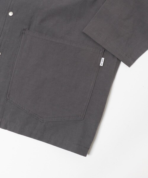 URBAN RESEARCH DOORS（アーバンリサーチドアーズ）の「DANTON　COVERALL SHIRTS（シャツ/ブラウス・メンズ・LT.BEIGE/CHARCOAL/YELLOW/NAVY・38/40/42）」の9枚目の写真