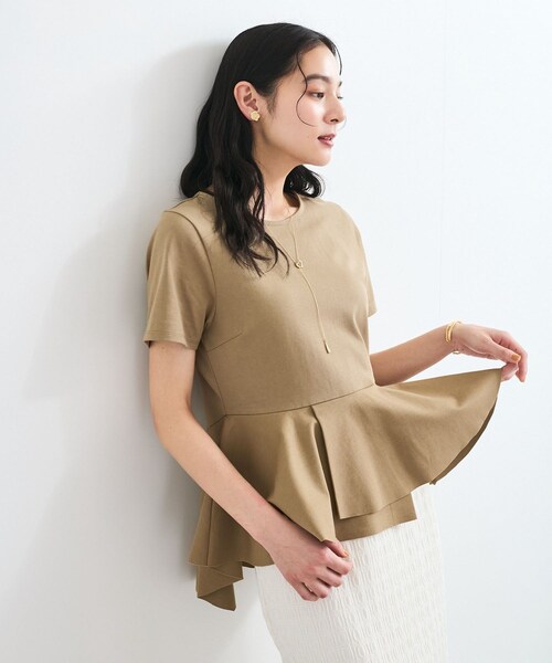 VIS（ビス）の「イレギュラーヘム異素材ドッキングペプラムプルオーバー（Tシャツ/カットソー・レディース・ブラック/オフホワイト/カーキ系・F）」の13枚目の写真