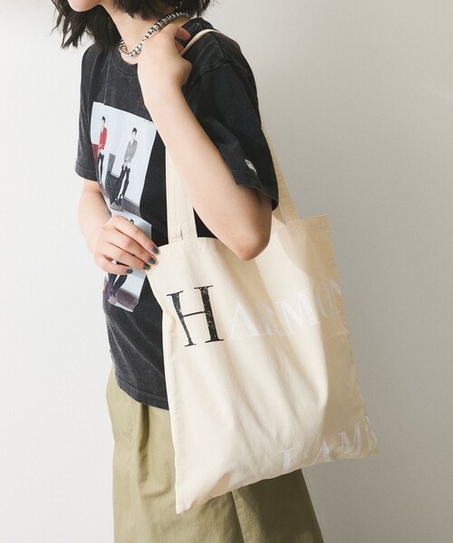 ADAM ET ROPE'（アダムエロペ）の「【WEB限定】RECORDSプリントトートバッグ（トートバッグ・レディース・ブラック/ブラック系/キナリ/キナリ系・F）」の8枚目の写真