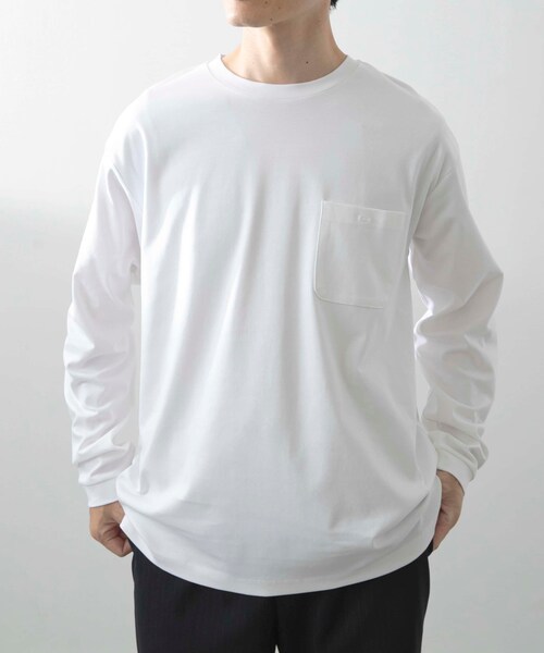 ITEMS URBANRESEARCH（アイテムズ アーバンリサーチ）の「Fine Cotton クルーネック カットソー（Tシャツ/カットソー・メンズ・WHT/BLK・M/L）」の18枚目の写真