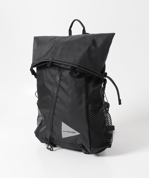 EKAL（エカル）の「and wander　ECOPAK 18L backpack（バックパック/リュック・メンズ・Black/Off White・one）」の13枚目の写真