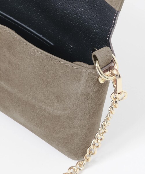 URBAN RESEARCH ROSSO（アーバンリサーチロッソ）の「AULENTTI　スエードチェーンBAG（ショルダーバッグ・レディース・TAUPE/MARRON・Free）」の14枚目の写真