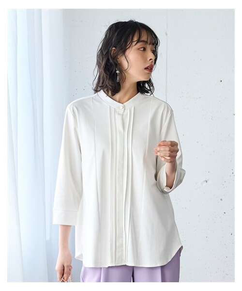 nissen（ニッセン）の「大きいサイズ ひんやりシルケットピンタックカットソーブラウス（接触冷感・UVカット・抗菌防臭テープ付き）（シャツ/ブラウス・レディース・ブルーグレー/黒/オフホワイト・L/LL/3L/4L/5L/6L/8L/10L）」の5枚目の写真