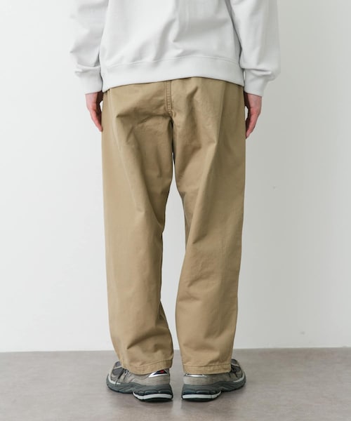 URBAN RESEARCH DOORS(アーバンリサーチドアーズ)の「STILL BY HAND SELVEDGE 1 PLEAT PANTS(その他パンツ・メンズ・BEIGE/BLACK NAVY・44/46/48)」の5枚目の写真