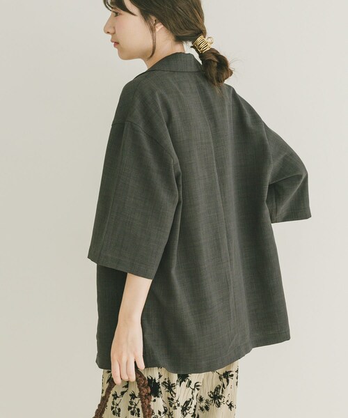 ITEMS URBANRESEARCH（アイテムズ アーバンリサーチ）の「リネンライクハーフスリーブジャケット（テーラードジャケット・レディース・BRN/BEG/CHA・FREE）」の6枚目の写真