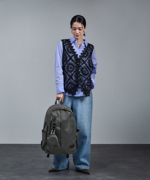 ADAM ET ROPE'(アダムエロペ)の「【WEB限定】ラウンドポーチ&エコバッグ付きリュック(バックパック/リュック・レディース・ブラック/グレー/グレー系・F)」の12枚目の写真