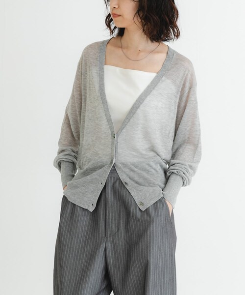 URBAN RESEARCH（アーバンリサーチ）の「カシミヤミックスVネックカーディガン（カーディガン/ボレロ・レディース・GRAY/ORANGE/BLACK・FREE）」の4枚目の写真
