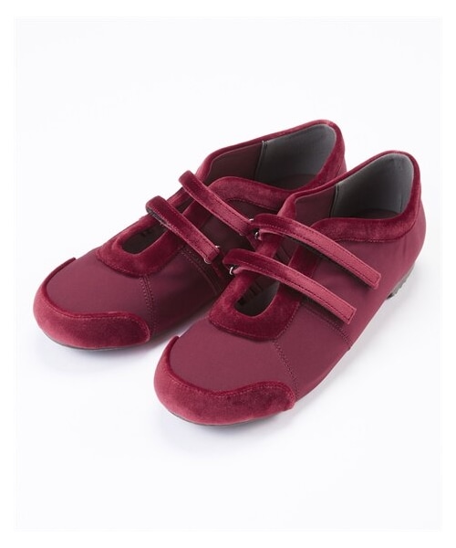 nissen（ニッセン）の「【ゆったり幅広】痛いところにやさしいダブルベルトシューズ（ワイズ４Ｅ）（バレエシューズ・メンズ・黒/ネイビー×ブラウン/ワインレッド/【ドロップ】アイボリー系・M=23.0~23.5cm/4E/L=24.0~24.5cm/4E/LL=25.0~25.5cm/4E/3L=26.0~26.5cm/4E）」の3枚目の写真