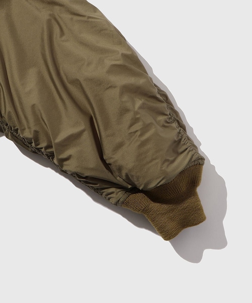 ADAM ET ROPE'（アダムエロペ）の「【JOHN MASON SMITH/ジョン メイソン スミス】MICRO RIPSTOP NYLON REMOVABLE LINER MA-1（MA-1・メンズ・ブラック/オリーブ/ピンク・L/M）」の10枚目の写真