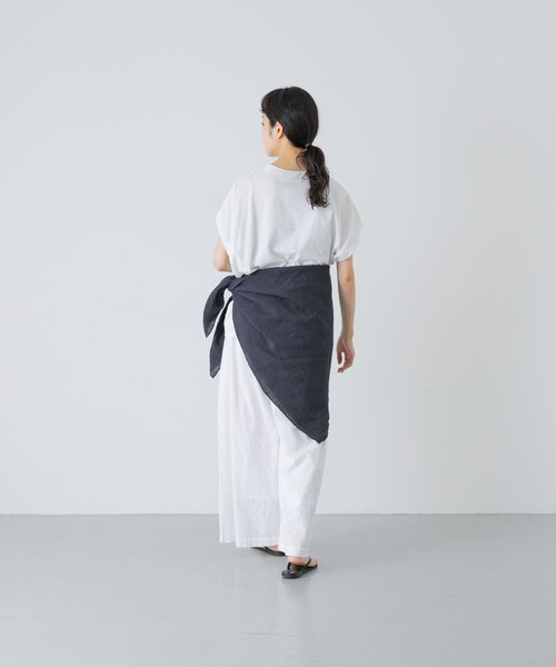 かぐれ（カグレ）の「ウォッシュリネンスクエアストール（ストール/ショール・レディース・NATURAL/NAVY/PINK・Free）」の20枚目の写真