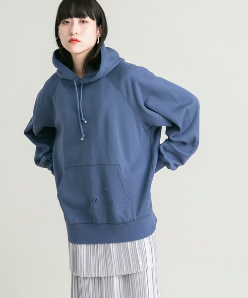 KBF（ケイビーエフ）の「ダメージBIGフーディー（パーカー・レディース・NAVY/TOP GRAY・one）」の14枚目の写真