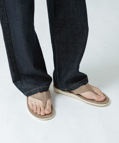 ITEMS URBANRESEARCH（アイテムズ アーバンリサーチ）の「エコレザートングサンダル（サンダル・メンズ・BEG/BLK/GRN/PNK・26.5/27.5）」の17枚目の写真