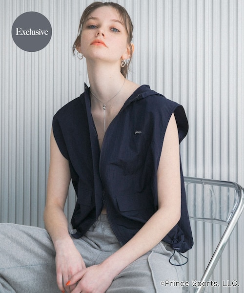 SENSE OF PLACE by URBAN RESEARCH（センスオブプレイスバイアーバンリサーチ）の「『別注』prince　ナイロンフードベスト（テーラードジャケット・レディース・IVORY/NAVY/CHARCOAL・one）」の3枚目の写真