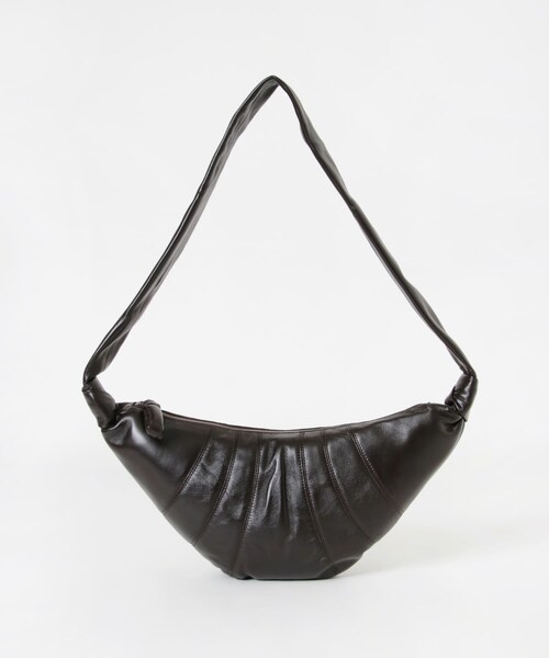 URBAN RESEARCH(アーバンリサーチ)の「LEMAIRE MEDIUM CROISSANT BAG(ショルダーバッグ・メンズ・BLACK/D.CHOCO/GINGER・OS)」の5枚目の写真