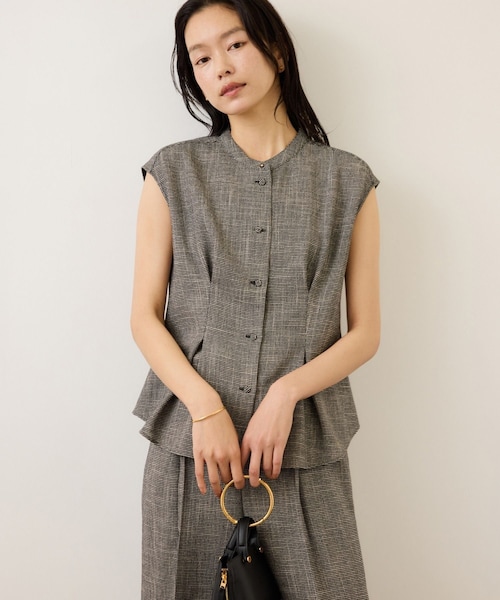 ROPE'(ロペ)の「カラミ織りタックナロースタンドブラウス/セットアップ対応・イージーケア(シャツ/ブラウス・レディース・ブラック系/ネイビー・36/38)」の20枚目の写真