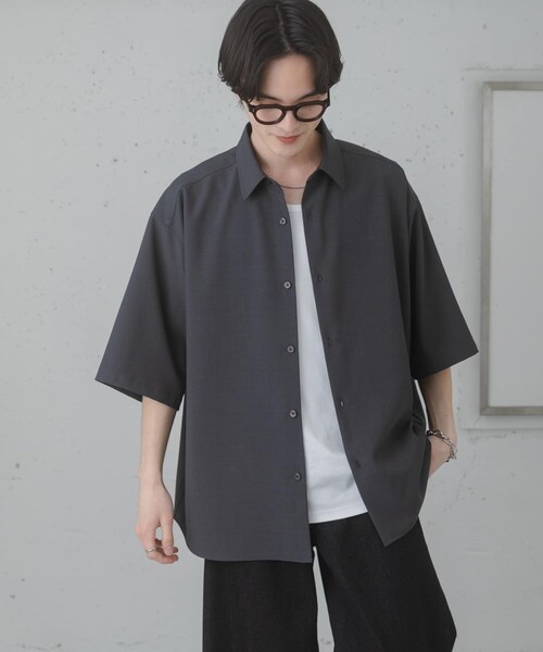 SENSE OF PLACE by URBAN RESEARCH(センスオブプレイスバイアーバンリサーチ)の「『ユニセックス』エクストラルーズショートスリーブシャツ(シャツ/ブラウス・メンズ・L.GRAY/CHARCOAL/MINT/BROWN・M/L)」の13枚目の写真
