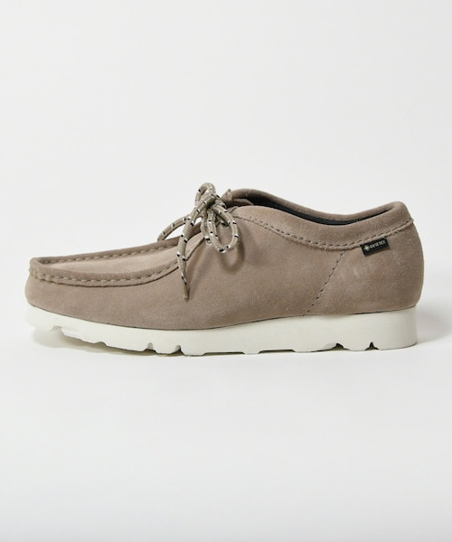 ADAM ET ROPE'(アダムエロペ)の「【Clarks】Wallabee GTX(ブーツ・メンズ・ブラック/ベージュ・41.0/41.5/42.0)」の8枚目の写真