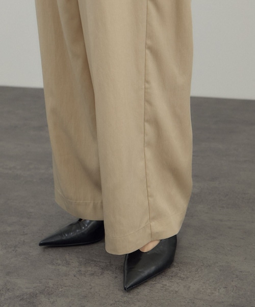 ADAM ET ROPE'（アダムエロペ）の「フロントクロスオールインワン（サロペット/オーバーオール・レディース・ブラック/ベージュ・F）」の19枚目の写真