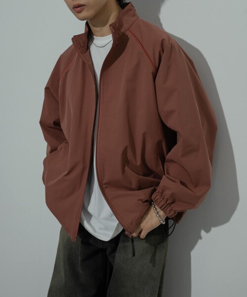 SENSE OF PLACE by URBAN RESEARCH（センスオブプレイスバイアーバンリサーチ）の「『セットアップ対応』パイピングスタンドブルゾン（ブルゾン・メンズ・BURGUNDY/BLACK/BEIGE・M/L）」の6枚目の写真