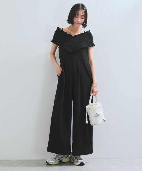 VIS（ビス）の「シャーリングオフショルダーオールインワン（つなぎ/オールインワン・レディース・ブラック/ブルー系・F）」の6枚目の写真