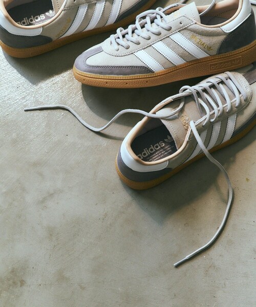 ADAM ET ROPE'(アダムエロペ)の「【adidas Originals for ADAM ET ROPE'】HANDBALL SPEZIAL(スニーカー・レディース・ライトグレー・22.5/23/23.5/24/24.5/25)」の10枚目の写真