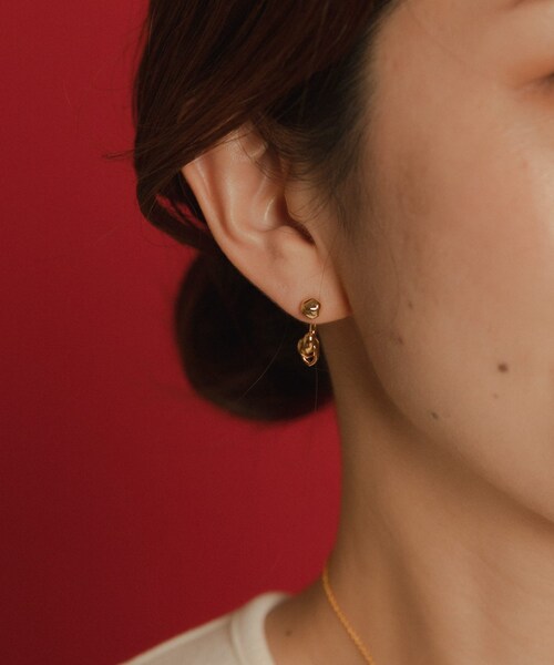 URBAN RESEARCH Sonny Label（アーバンリサーチサニーレーベル）の「LAPUIS　Drop Flow Coil　ピアス（ピアス（両耳用）・レディース・ゴールド/マルチ・One）」の10枚目の写真