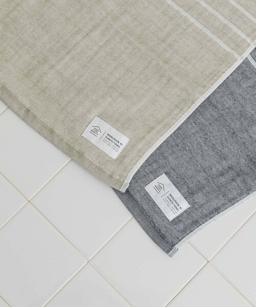 URBAN RESEARCH DOORS（アーバンリサーチドアーズ）の「DOORS LIVING PRODUCTS　ガーゼパイル ハンドタオル（タオル・メンズ・ウォームグレー/シャドウ・-）」の8枚目の写真