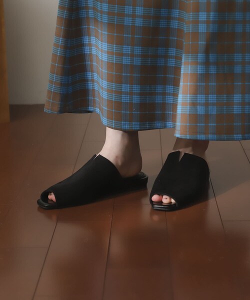 SENSE OF PLACE by URBAN RESEARCH(センスオブプレイスバイアーバンリサーチ)の「スリットサンダル(サンダル・レディース・YELLOW/BLACK/GREIGE/BLUE・S/M/L)」の6枚目の写真