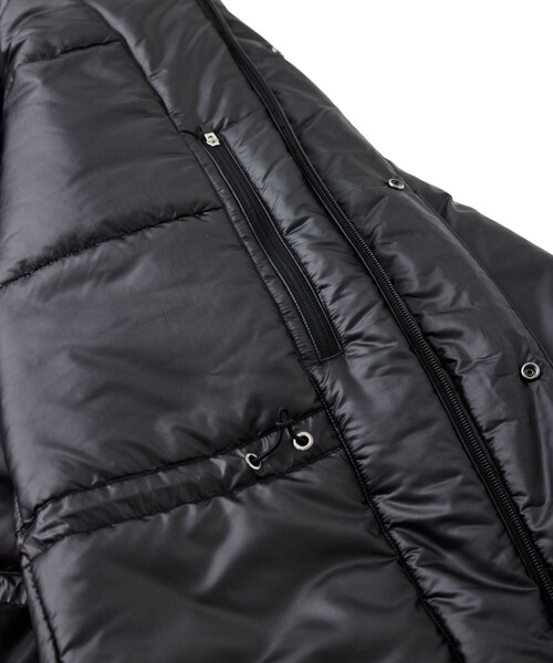 ROPE'（ロペ）の「【J'aDoRe限定】ロゴ入り中綿ベンチコート/撥水・ユニセックス（その他アウター・レディース・ブラック・M）」の17枚目の写真