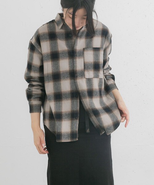 EKAL（エカル）の「製品染オンブレーチェックシャツ（シャツ/ブラウス・レディース・グレージュ/ブラウン・one）」の19枚目の写真